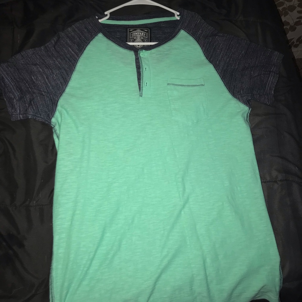 Nice t shirt basically brand new.